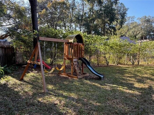 Building Photo - 6441 NW 65th Ave