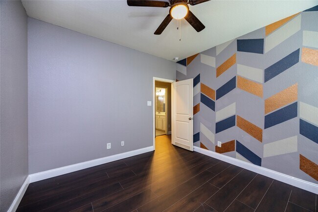 Building Photo - 3610 Carolina Canyon Ct