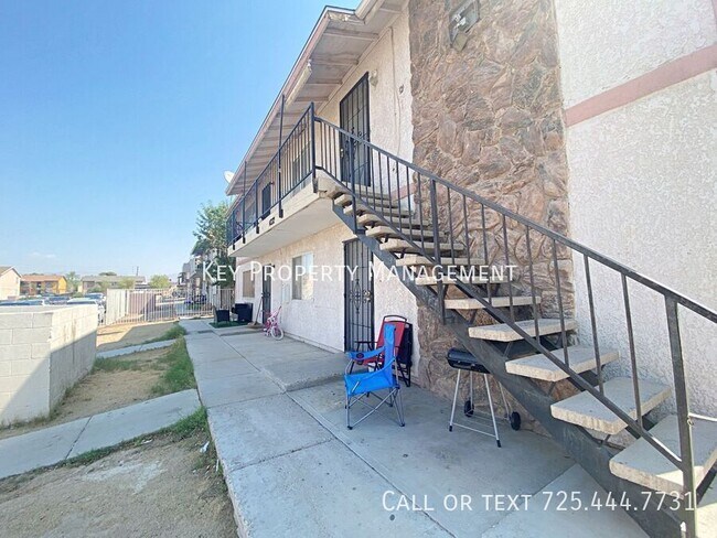 Building Photo - 3 BED 2 BATH UPSTAIRS CONDO NEARBY NELLIS ...