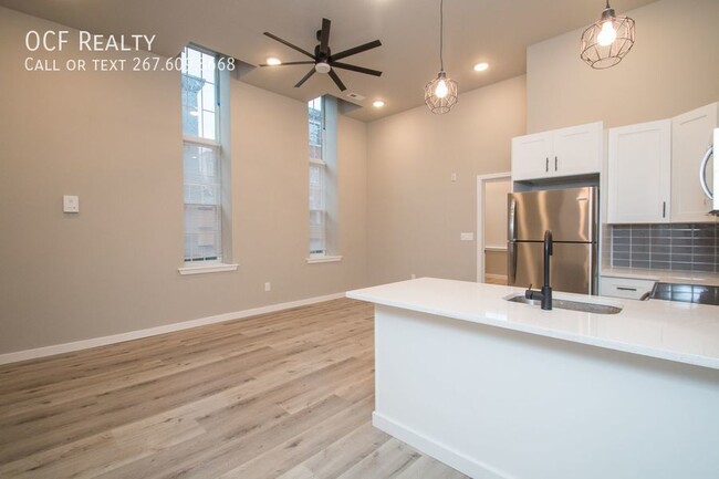 Building Photo - Two Bed Brewerytown Apartment