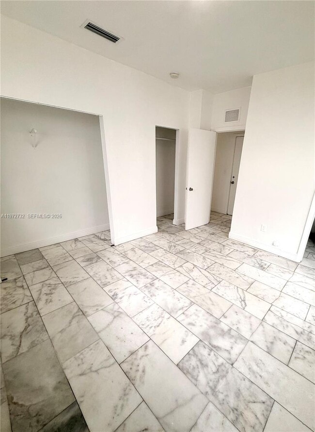 Building Photo - 922 Jefferson Ave