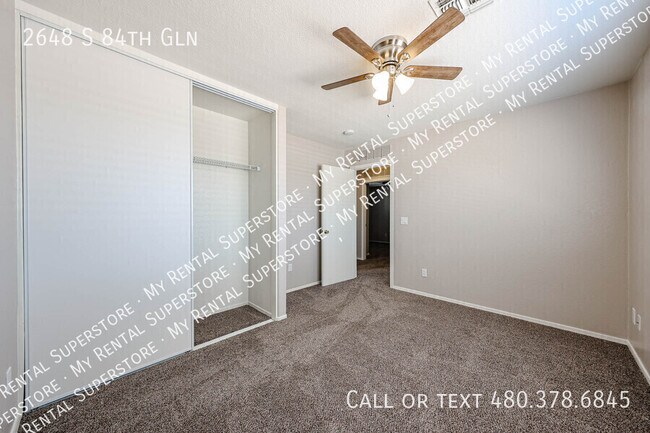 Building Photo - 2648 S 84th Gln