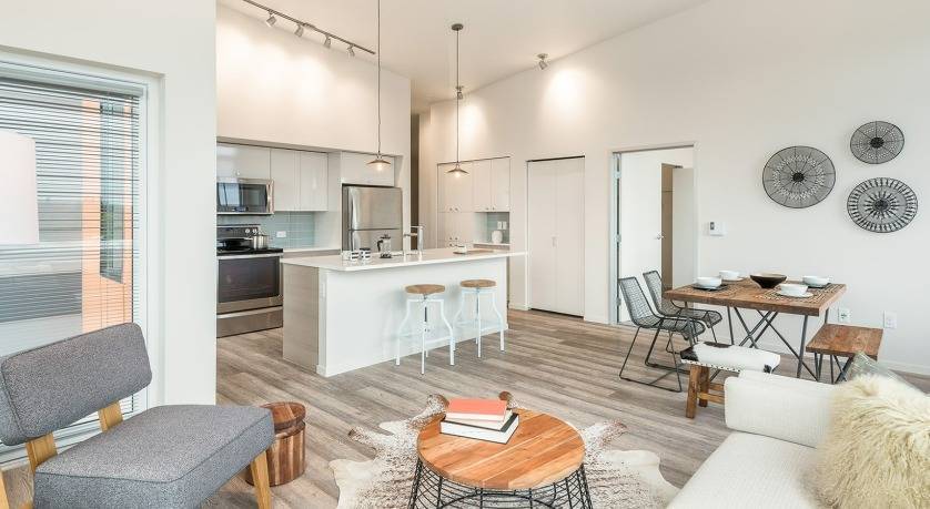 Building Photo - z-031026-Janus Apartments