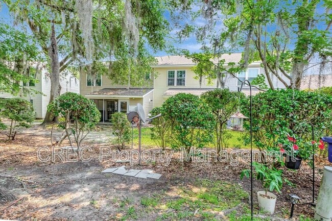 Building Photo - 8114 Shadow Oak Dr