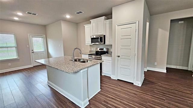 Building Photo - 434 Cypress Ln