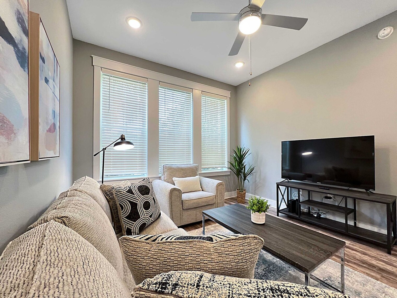 Building Photo - 4310 W Spruce St