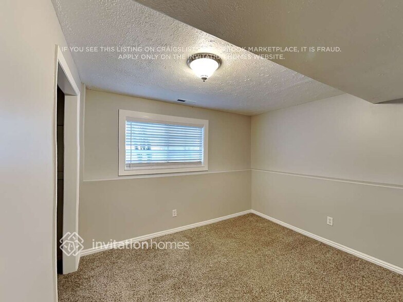 Building Photo - 4990 S 4990 W