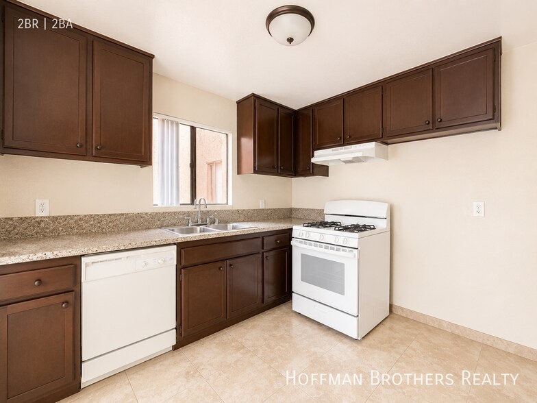 Building Photo - 8900 Burnet Ave