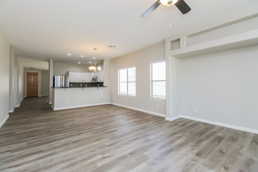 Building Photo - 29457 N Broken Shale Dr