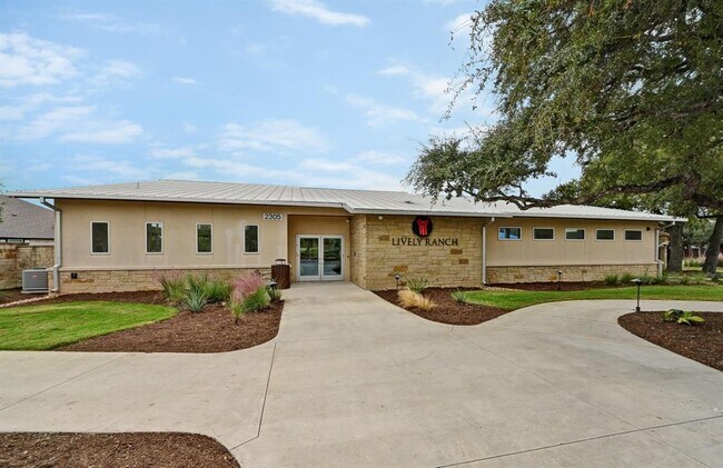 Building Photo - 1613 Dove Rnch Rd