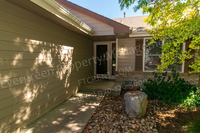 Building Photo - Beautiful 4-Bedroom Home in Southeast Fort Collins!