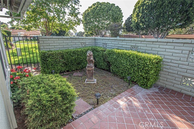 Building Photo - 3182 Alta Vista