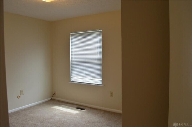 Building Photo - 1217 Robbins Run Ct