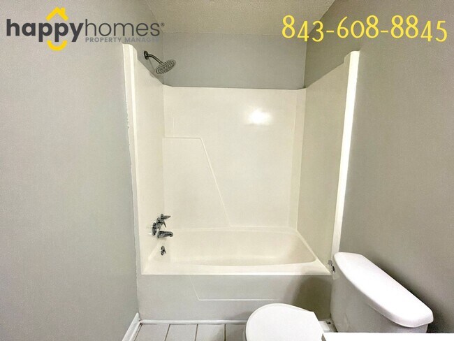 Building Photo - Updated 3 Bedroom, 2 Bath Condo in Carolina Cove of West Ashley!
