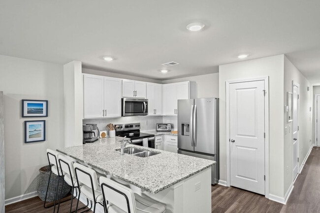 Building Photo - 332 Bayou Loop