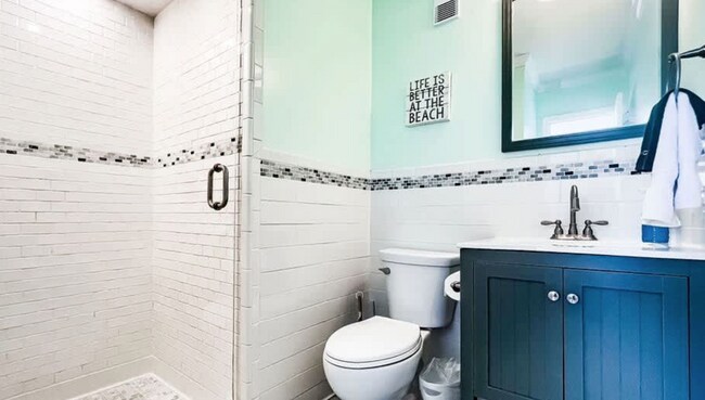 Building Photo - Full Furnished Beach Front Unit