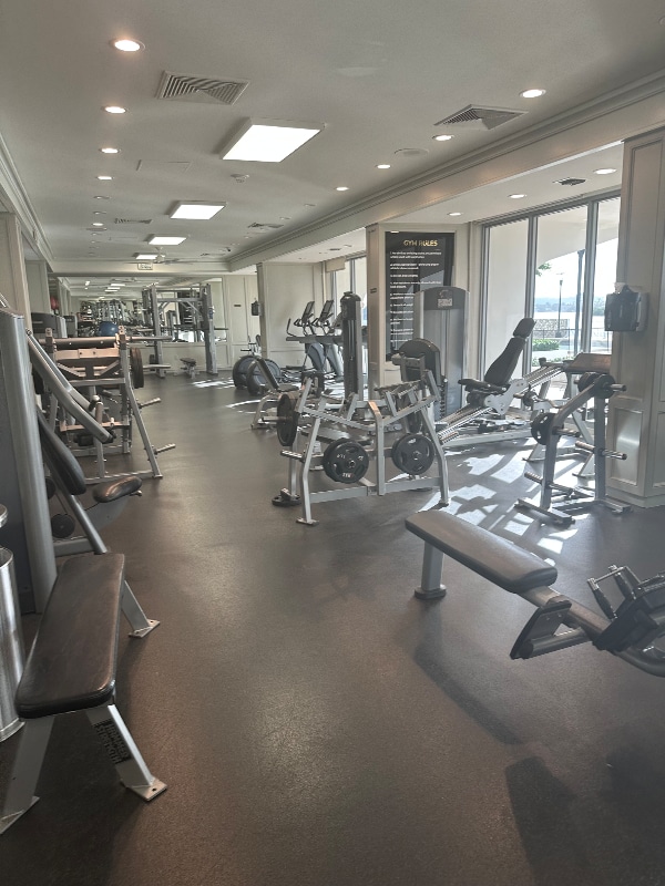 Building Photo - 11 Island Ave