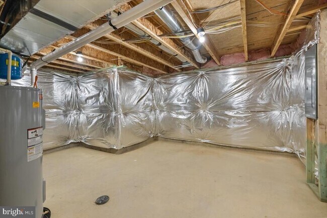 Building Photo - 106 Heyford Dr