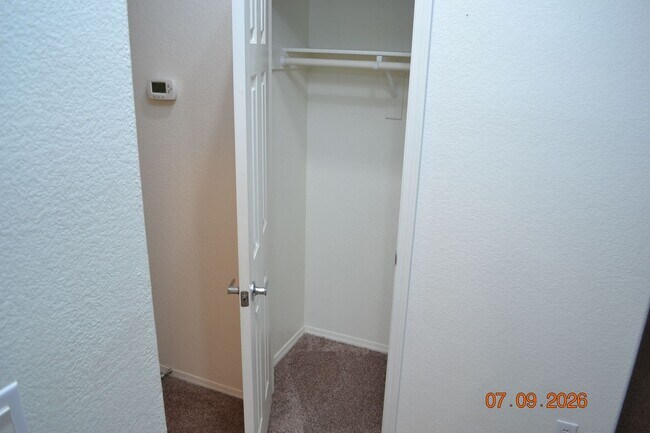 Building Photo - 2BED/2BA SOUTHWEST HOME - 1 STORY IN GATED COMMUNITY WITH POOL AREA AND SPA