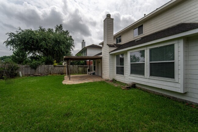 Building Photo - 2322 Cool Springs Ln