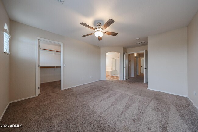 Building Photo - 9043 W Fullam St