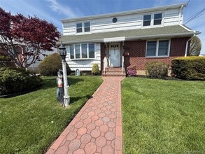 Building Photo - 31 Lenox Ave