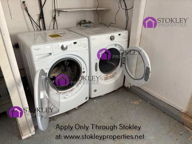 Building Photo - 231 Ivy Dr