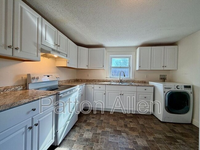 Building Photo - 135 Michigan Ave