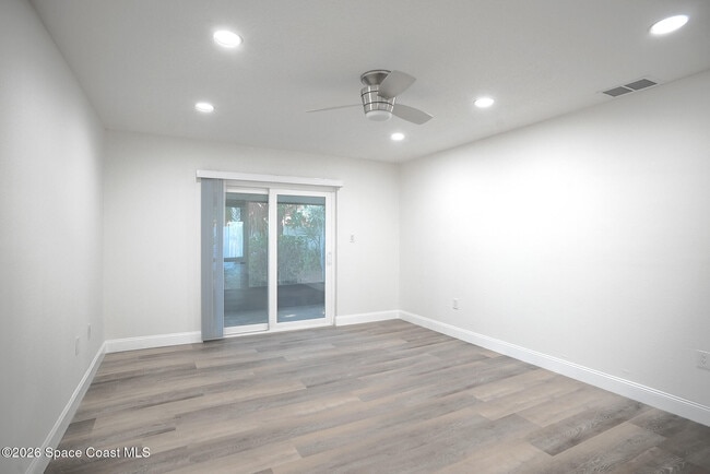 Building Photo - 145 Kristi Dr