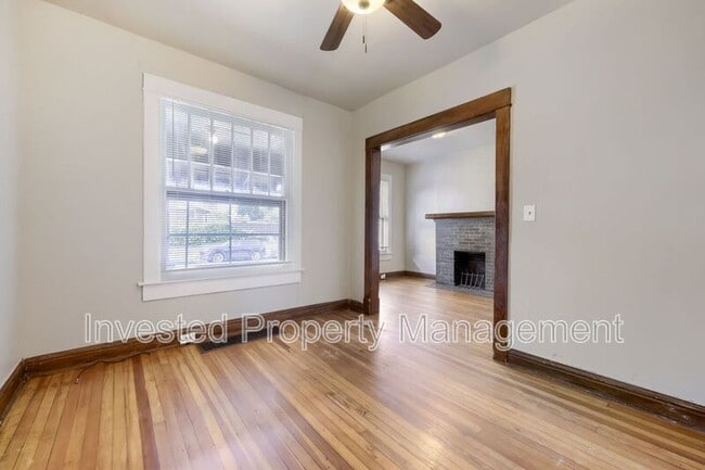 Building Photo - 533 E 6th Ave