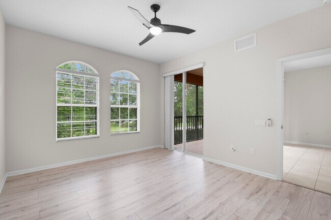 Building Photo - ANNUAL RENTAL - 3 Bedroom, 2 Bath w/ Garag...