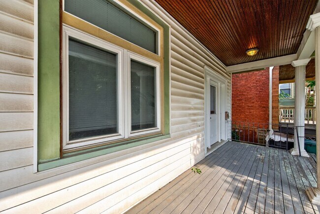 Building Photo - 2315 Moerlein Ave
