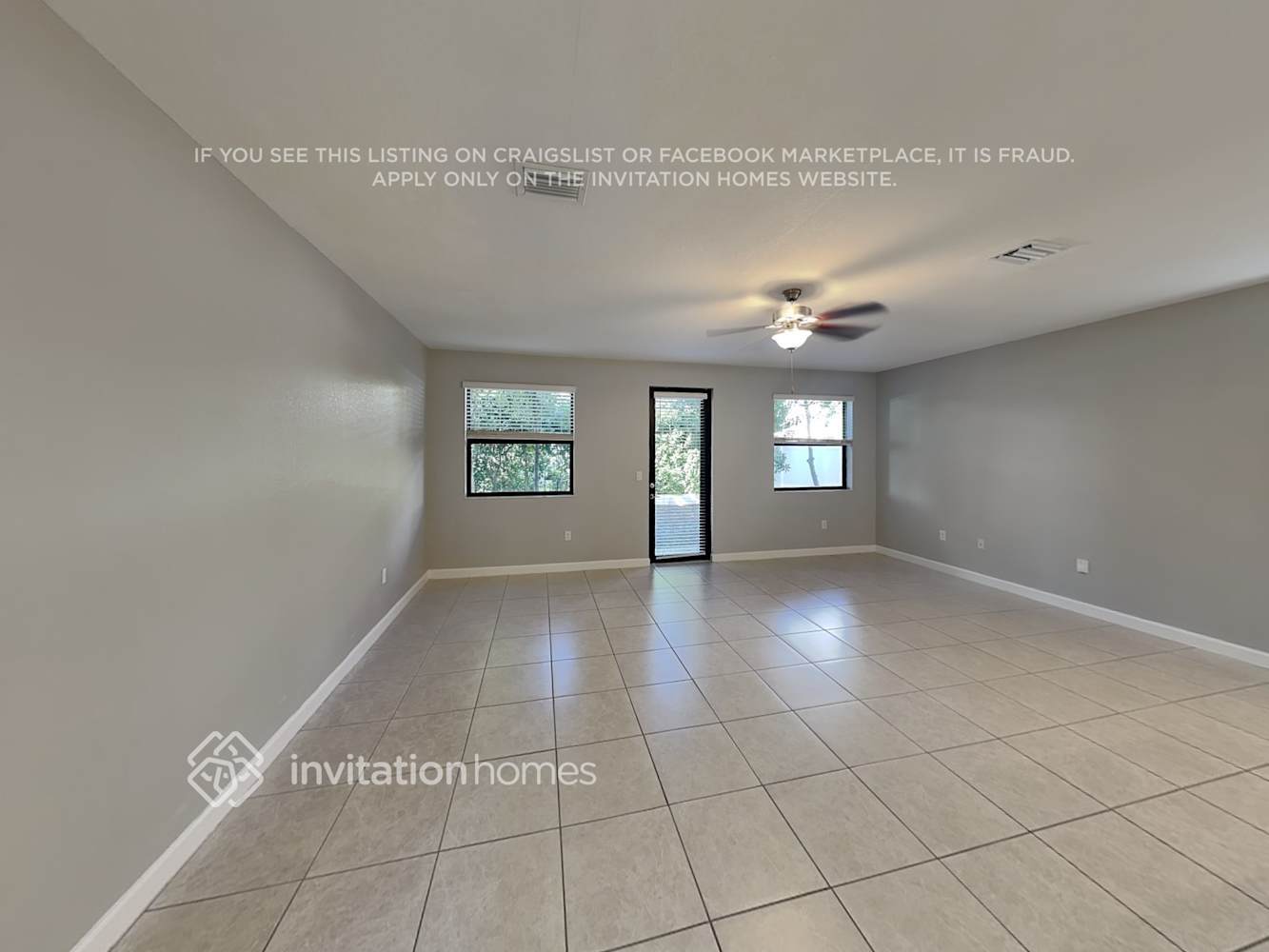 Building Photo - 3445 W 110th St