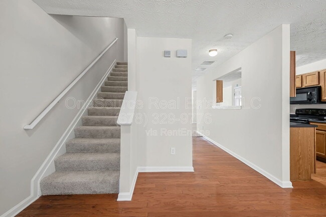 Building Photo - 2733 Vining Ridge Terrace