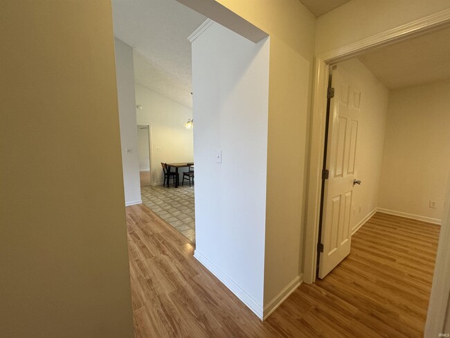 Building Photo - 7792 Sandalwood Dr
