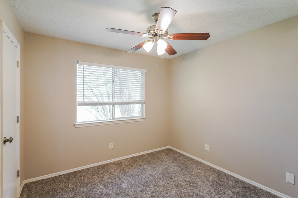 Building Photo - 609 Steven Dr