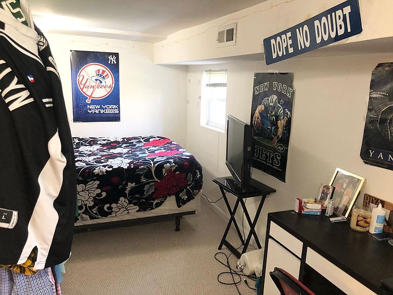 Building Photo - 787 Fairmont St NW