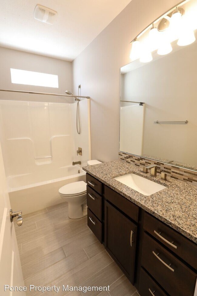 Building Photo - 4 br, 3 bath House - 8237 Ryley Lane