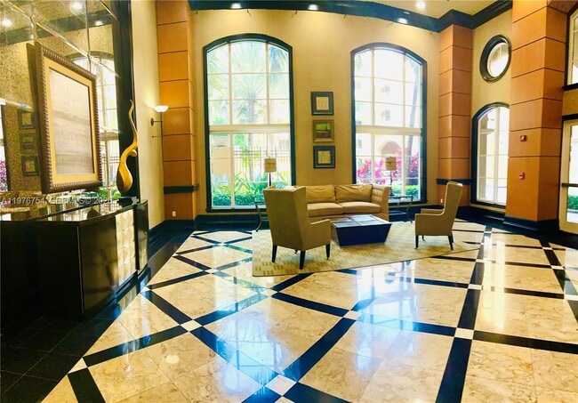 Building Photo - 3001 NE 185th St