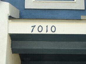 Building Photo - 7010 Lakeview Dr.