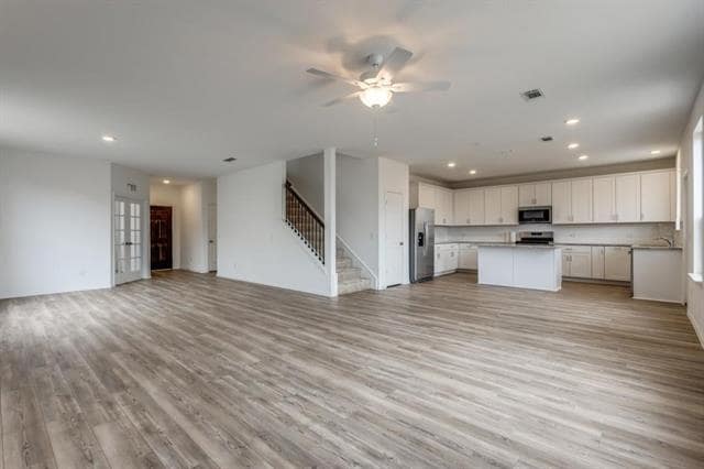 Building Photo - 1002 Cinnabar Wy