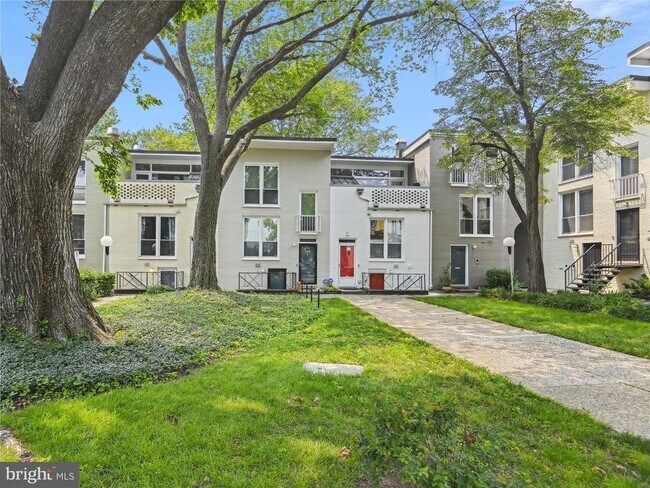 Building Photo - 56 G St SW