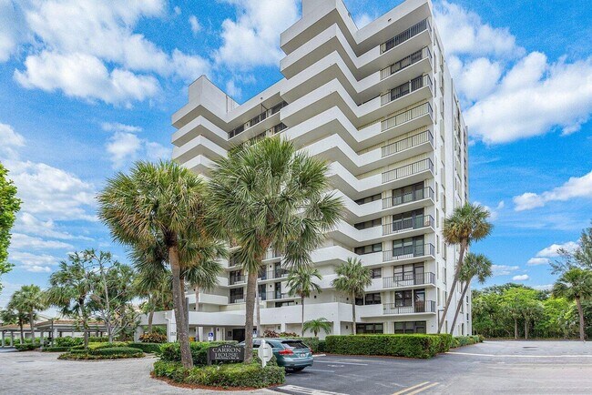 Primary Photo - 4600 S Ocean Blvd