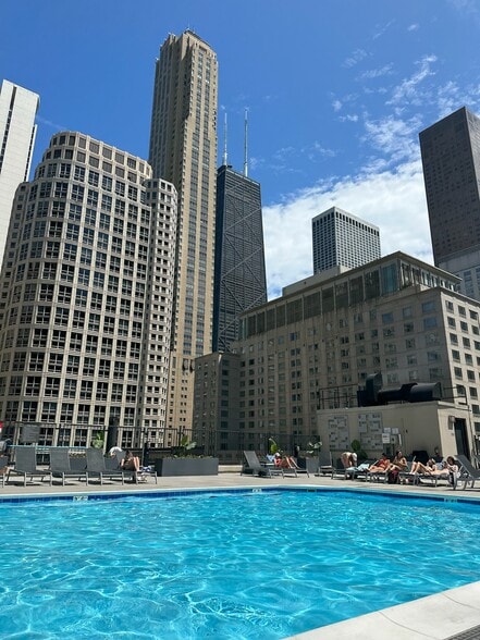 Building Photo - 30 E Huron St