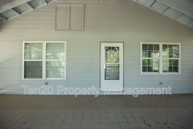 Primary Photo - 5125 13th Ave