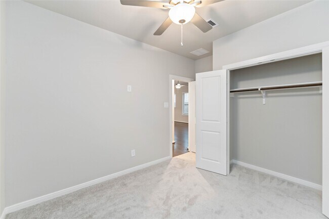 Building Photo - 7334 Lake Arrowhead Ln