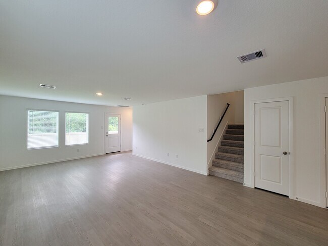Building Photo - 25588 Rose Creek Dr