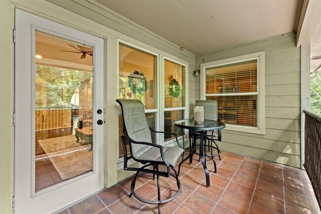 Building Photo - 109 Avonlea Dr