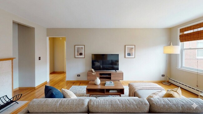 Building Photo - 2410 W Farragut Ave