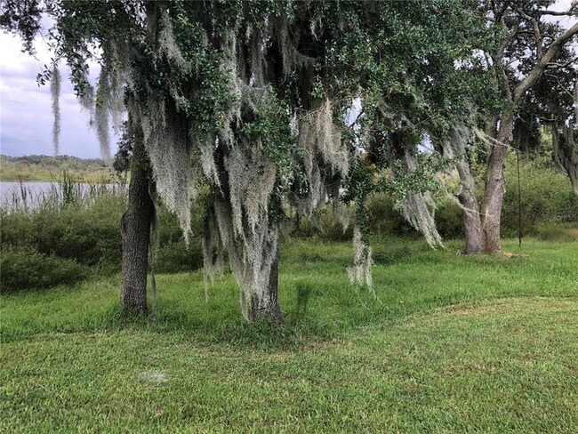 Building Photo - 2302 Lake Woodberry Cir